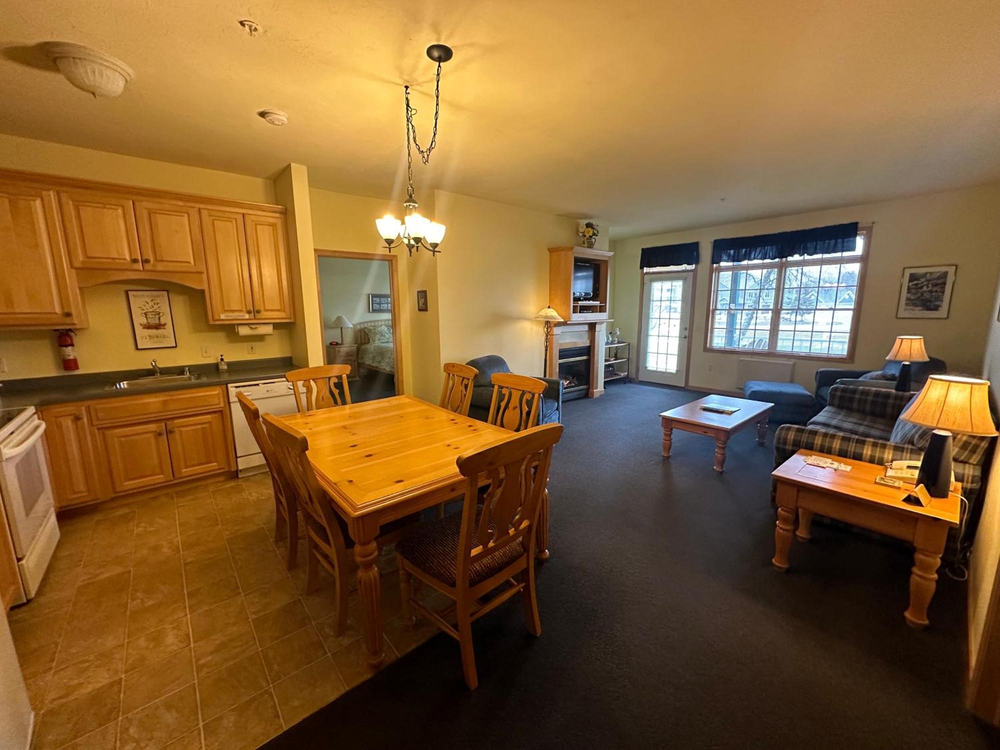 Birchwood Lodge Систър Бей Екстериор снимка