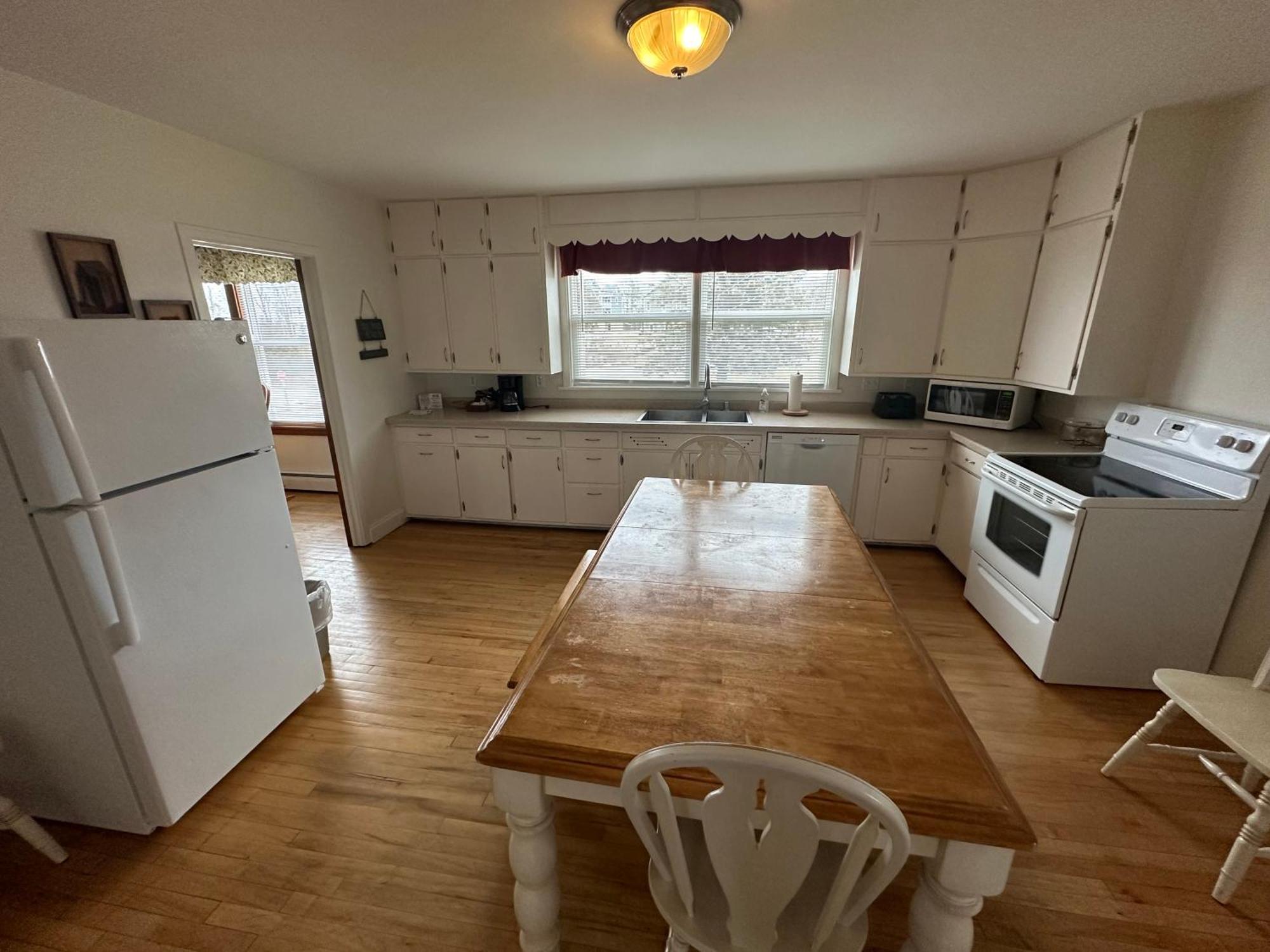 Birchwood Lodge Систър Бей Екстериор снимка