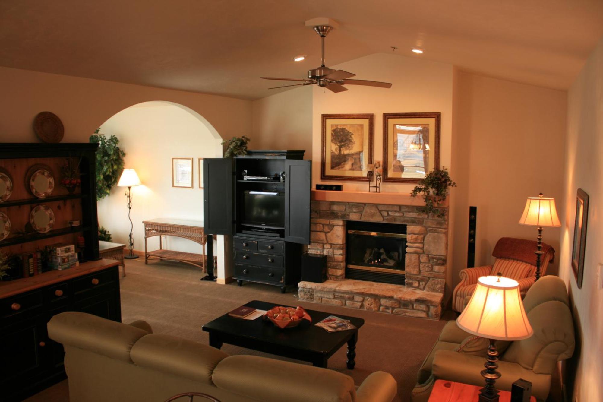 Birchwood Lodge Систър Бей Екстериор снимка