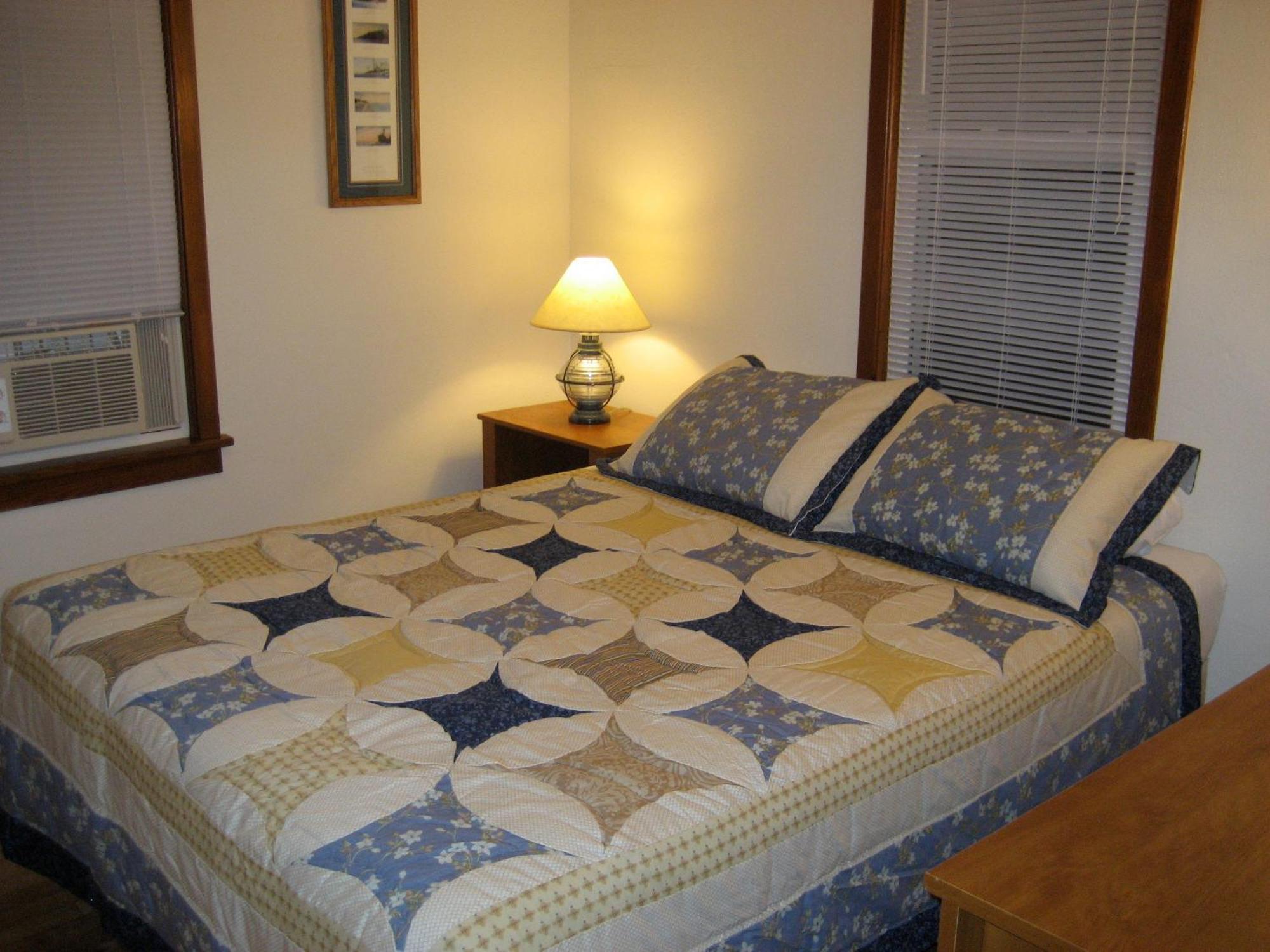 Birchwood Lodge Систър Бей Екстериор снимка