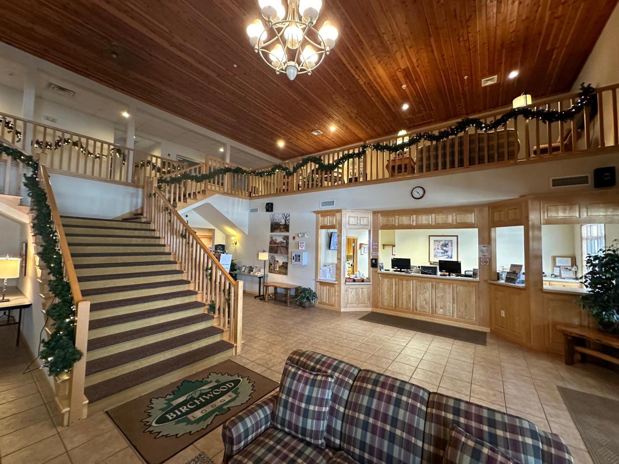 Birchwood Lodge Систър Бей Екстериор снимка