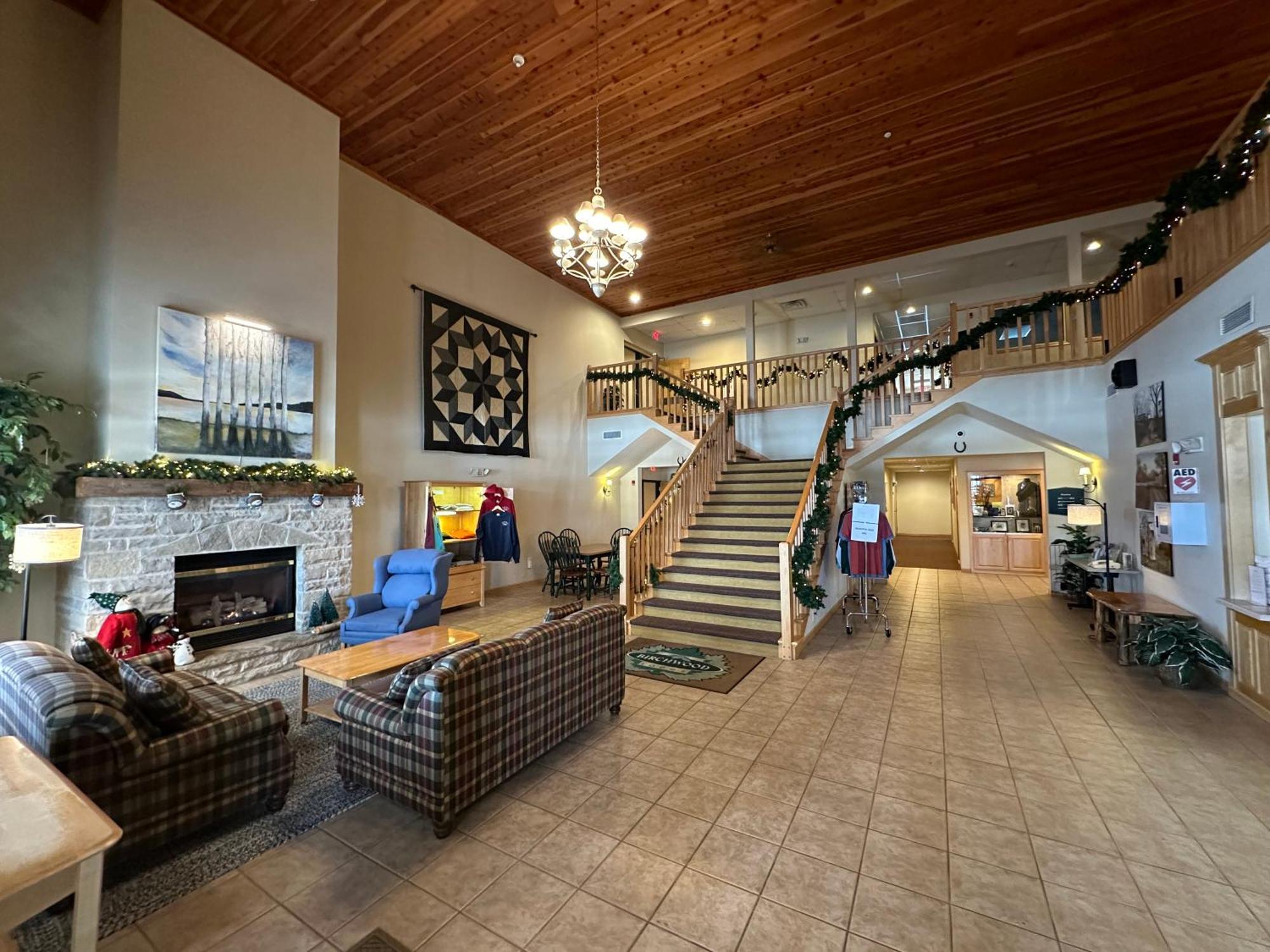 Birchwood Lodge Систър Бей Екстериор снимка