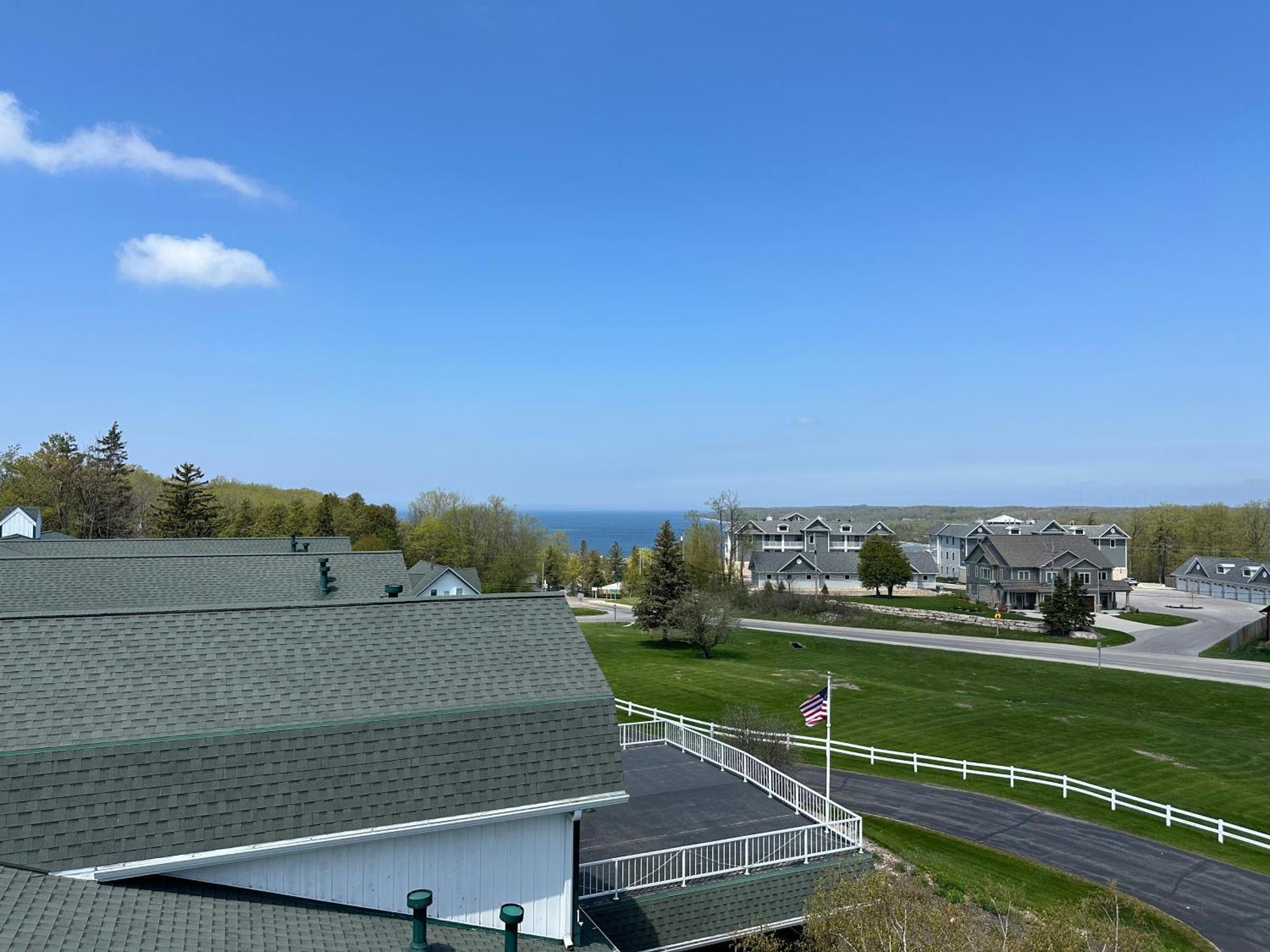 Birchwood Lodge Систър Бей Екстериор снимка